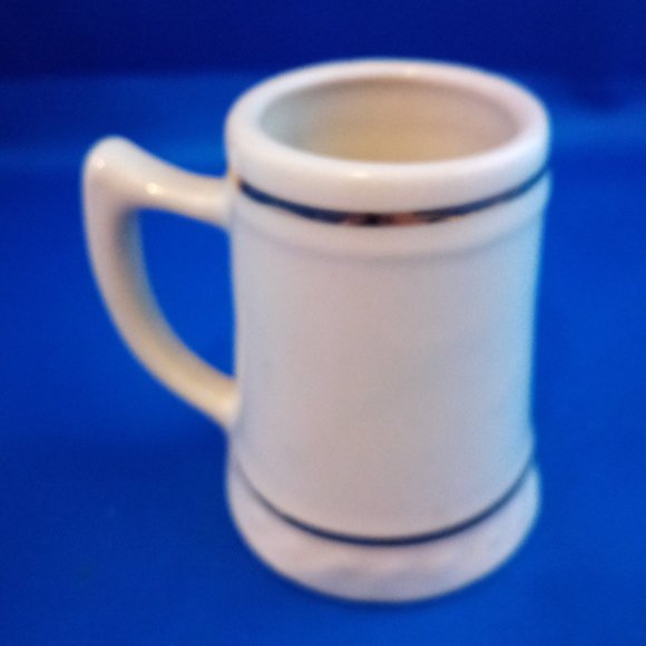 Vintage Miniature souvenir stein Lake Placid 1980 Olympics - Picture 2 of 5